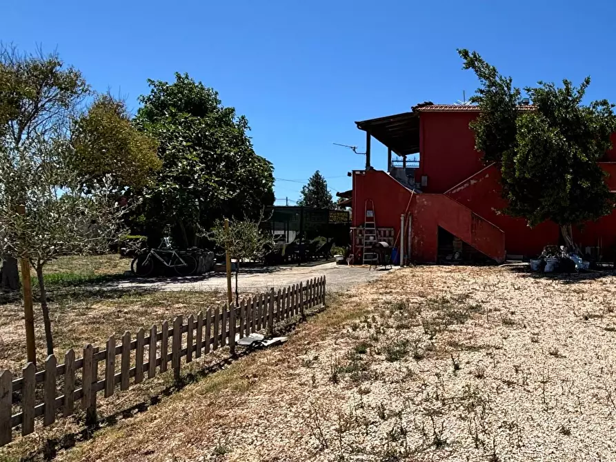 Immagine 2 di Villa in vendita  in via serio a Aprilia