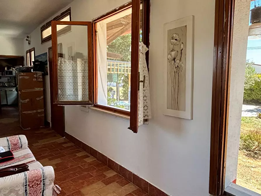 Immagine 10 di Villa in vendita  in via serio a Aprilia