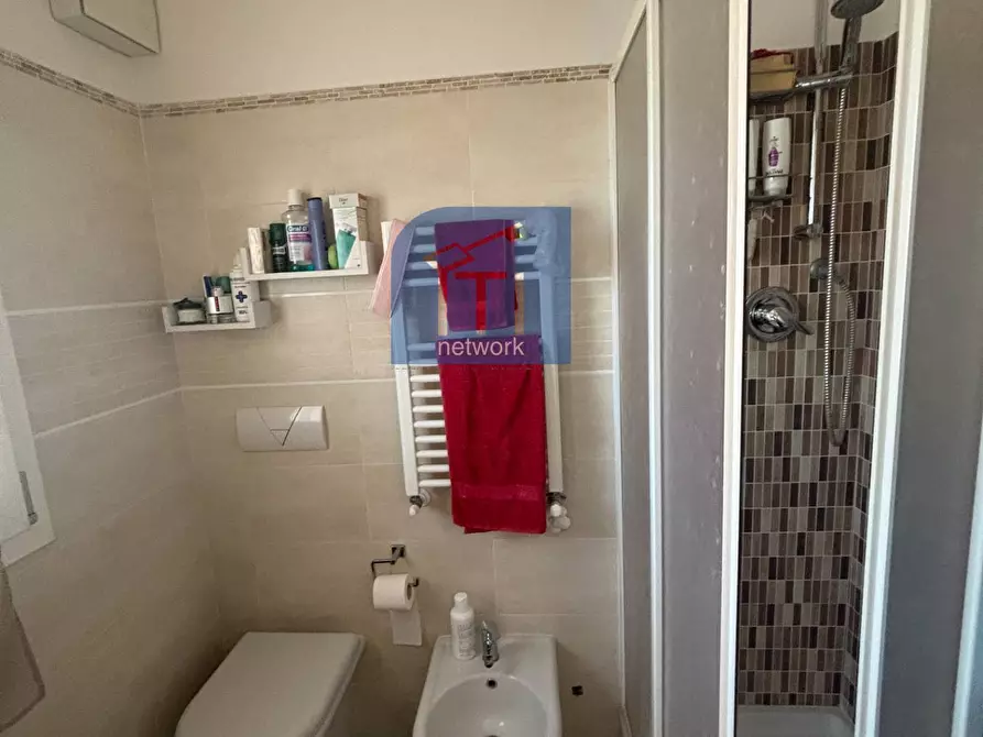 Immagine 24 di Villetta a schiera in vendita  in Via delle Begonie a Pomezia