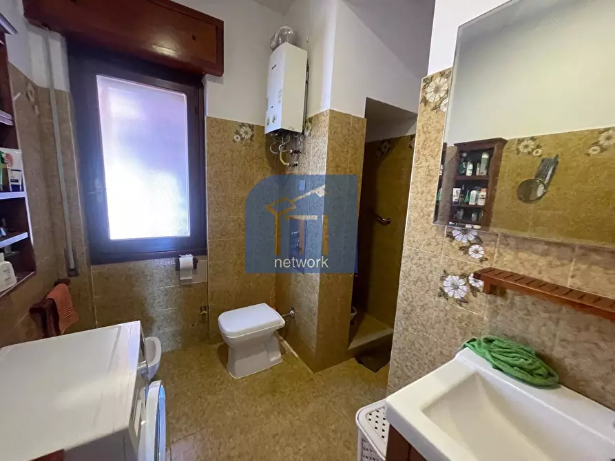 Immagine 29 di Attico in vendita  in Via Svezia a Pomezia