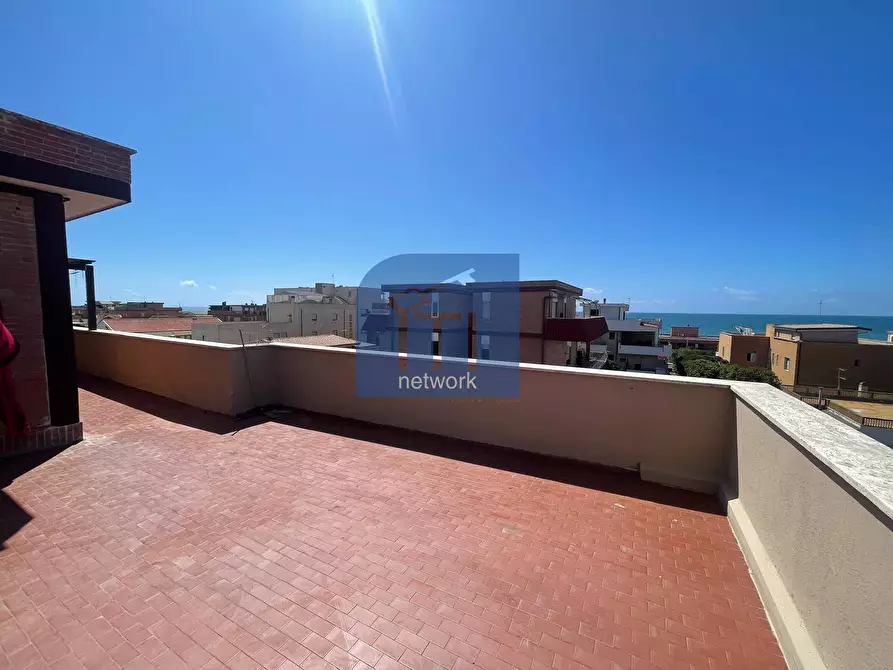 Immagine 6 di Attico in vendita  in Via Svezia a Pomezia