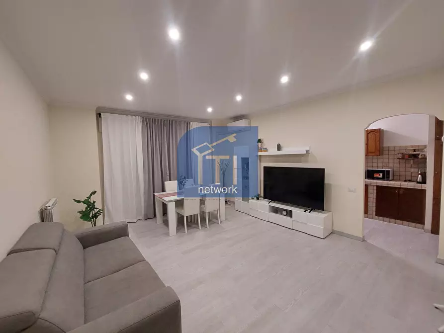 Immagine 4 di Appartamento in vendita  in Via dell'Appagliatore 50 a Roma