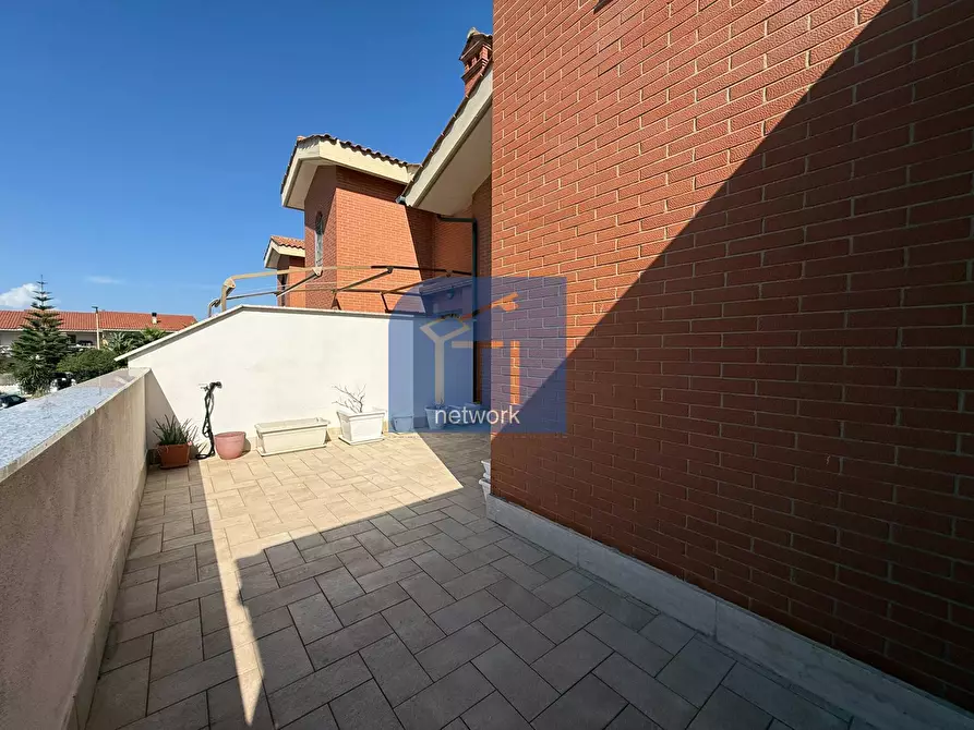 Immagine 35 di Villa in vendita  in via rumenia a Pomezia