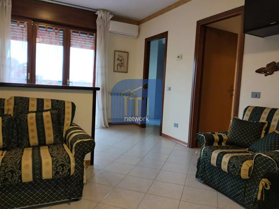 Immagine 5 di Appartamento in vendita  in via Francia a Aprilia