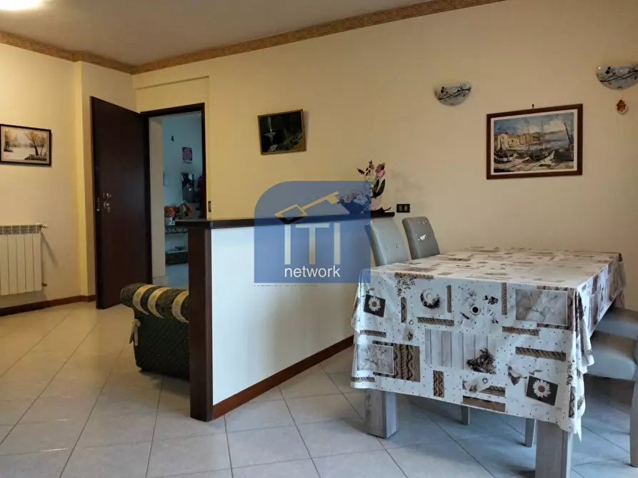 Immagine 6 di Appartamento in vendita  in via Francia a Aprilia