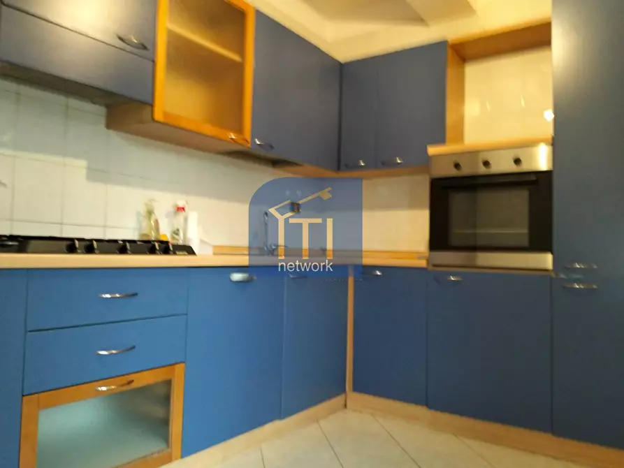 Immagine 12 di Appartamento in vendita  in via Francia a Aprilia