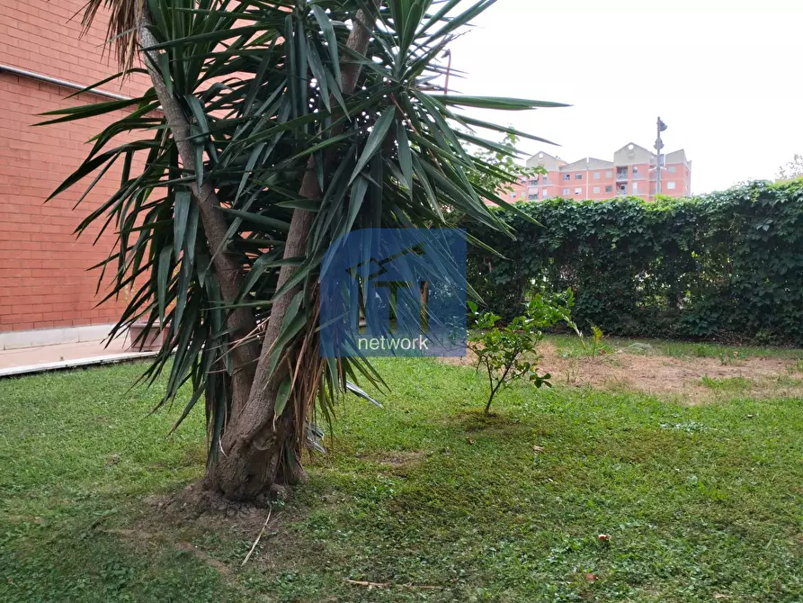 Immagine 3 di Appartamento in vendita  in via Francia a Aprilia