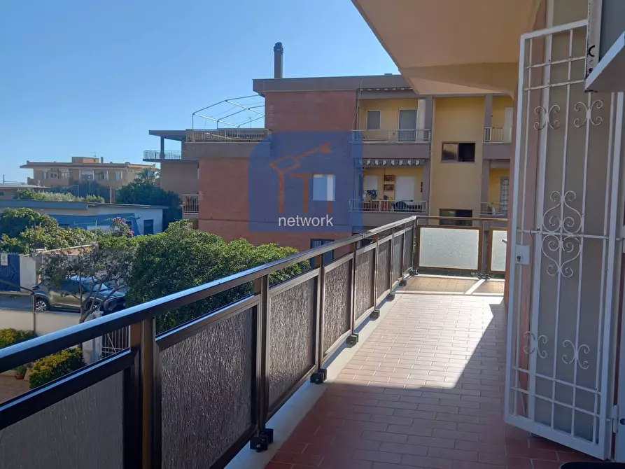 Immagine 1 di Appartamento in vendita  in via Rumenia a Pomezia