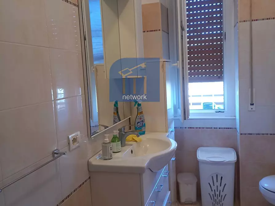 Immagine 14 di Appartamento in vendita  in via Rumenia a Pomezia