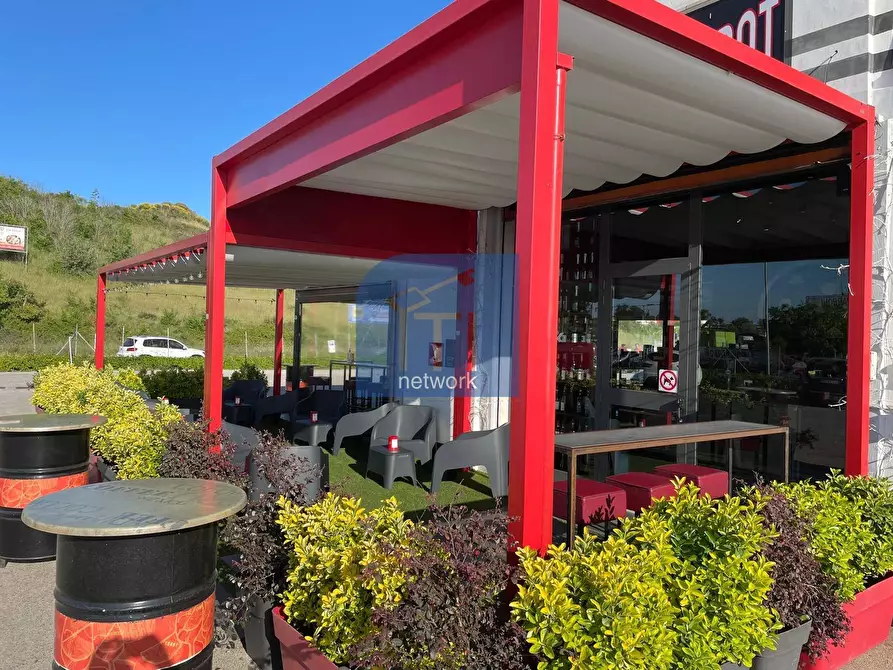 Immagine 9 di Bar / Ristorante in vendita  in Via Pratica di Mare a Ardea