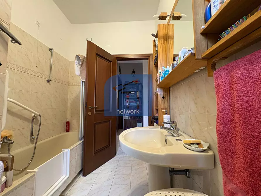 Immagine 23 di Attico in vendita  in Via Varrone a Pomezia