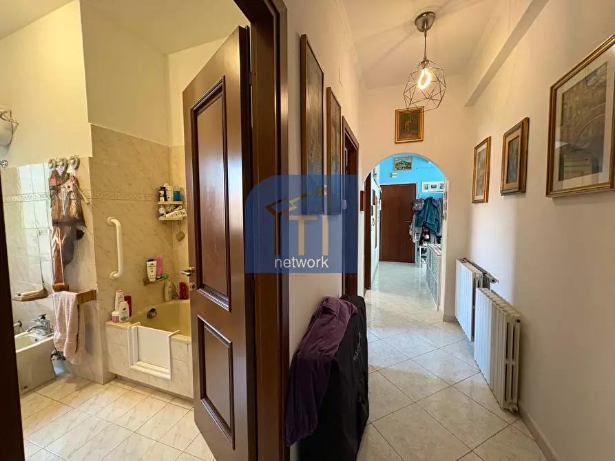 Immagine 25 di Attico in vendita  in Via Varrone a Pomezia