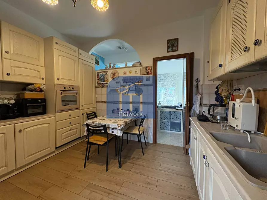 Immagine 27 di Attico in vendita  in Via Varrone a Pomezia