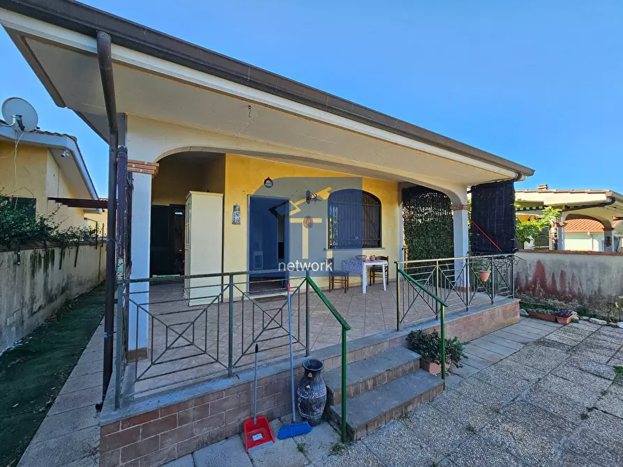 Immagine 28 di Villa in vendita  in via degli abeti a Ardea