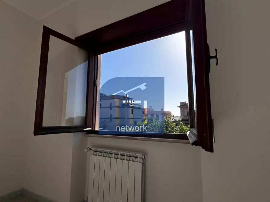Immagine 8 di Appartamento in vendita  in via felice da montecchio a Roma