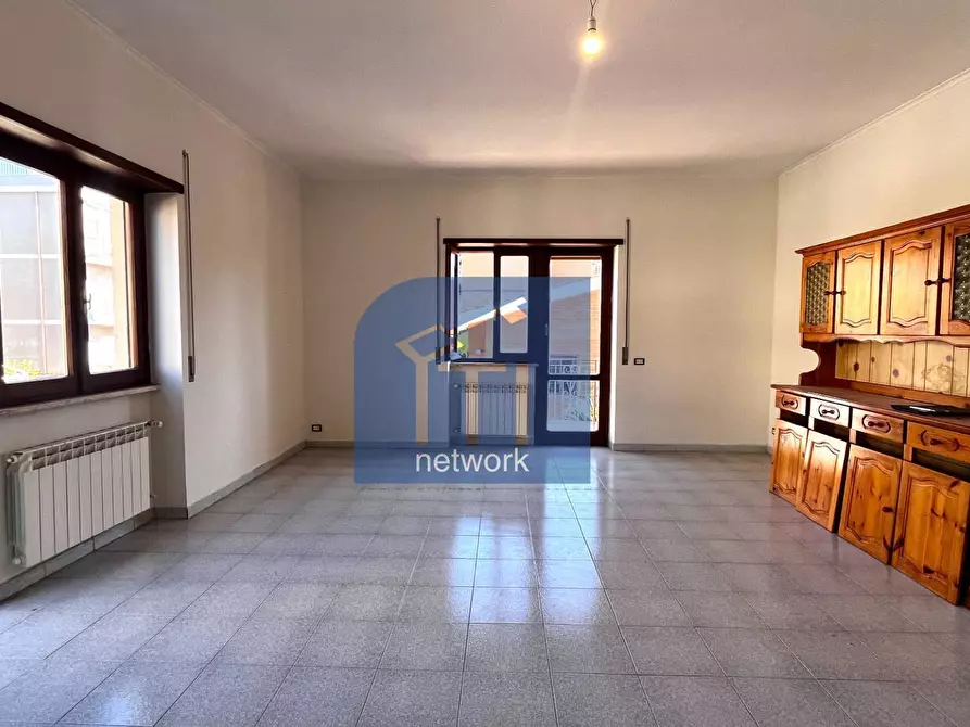 Immagine 2 di Appartamento in vendita  in via felice da montecchio a Roma