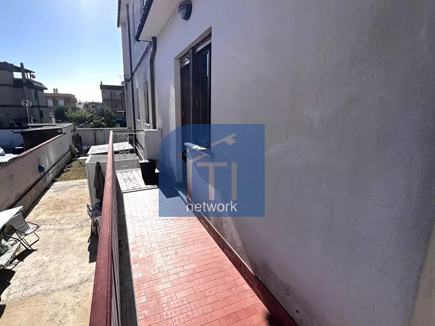 Immagine 20 di Appartamento in vendita  in via felice da montecchio a Roma