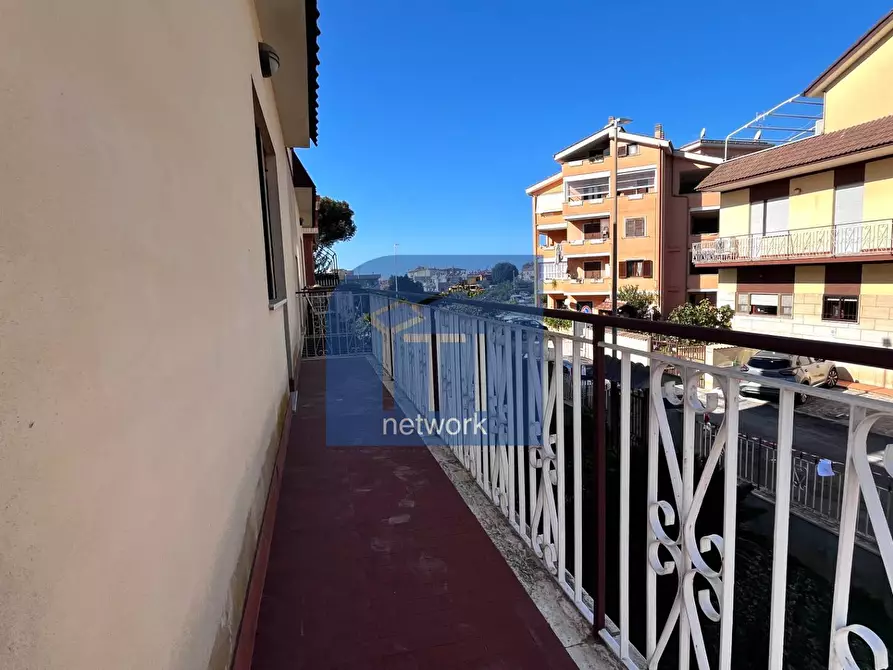 Immagine 22 di Appartamento in vendita  in via felice da montecchio a Roma