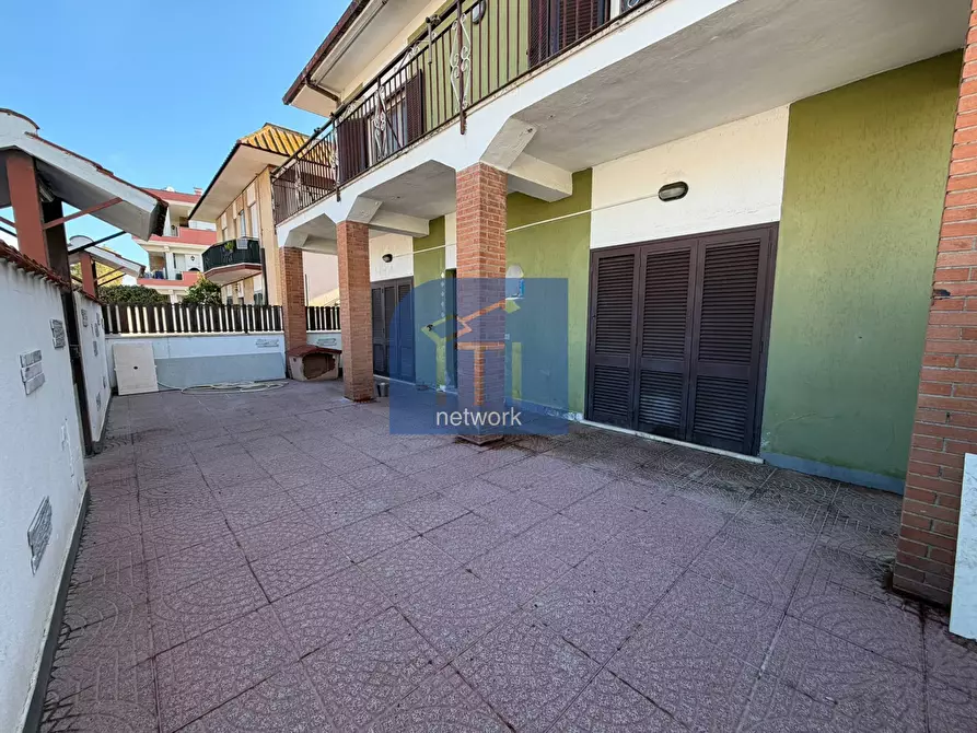 Immagine 2 di Appartamento in vendita  in via degli argonauti a Pomezia