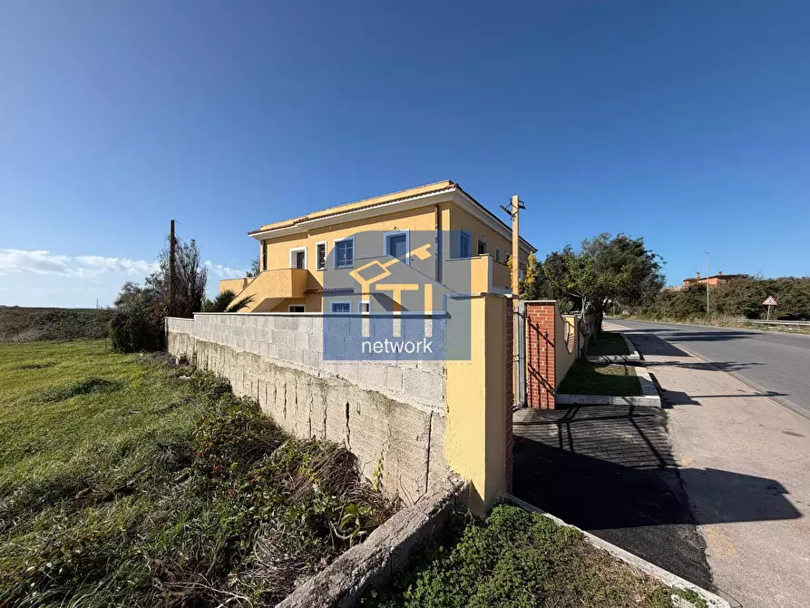 Immagine 4 di Appartamento in vendita  in Lungomare degli Ardeatini a Ardea