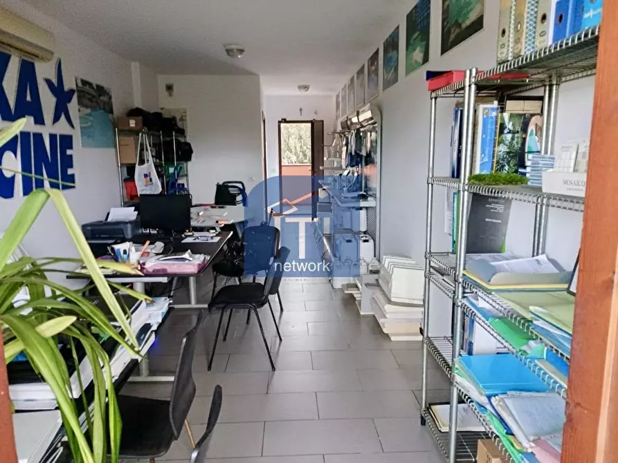 Immagine 7 di Appartamento in vendita  in Via Umberto Giordano a Roma