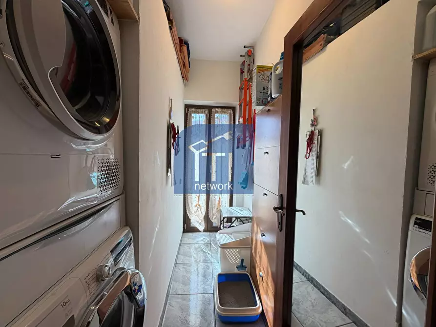 Immagine 25 di Appartamento in vendita  in Via Amalfi a Pomezia