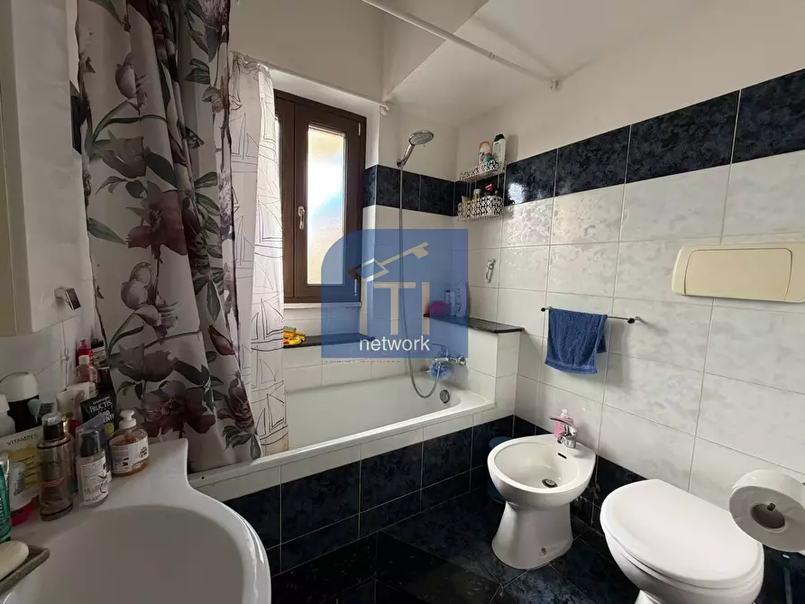 Immagine 27 di Appartamento in vendita  in Via Amalfi a Pomezia