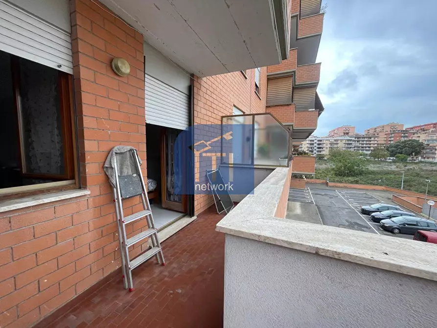 Immagine 15 di Appartamento in vendita  in via federico fellini a Pomezia