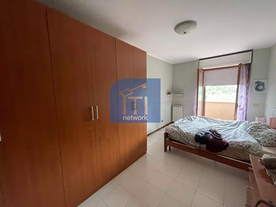 Immagine 19 di Appartamento in vendita  in via federico fellini a Pomezia