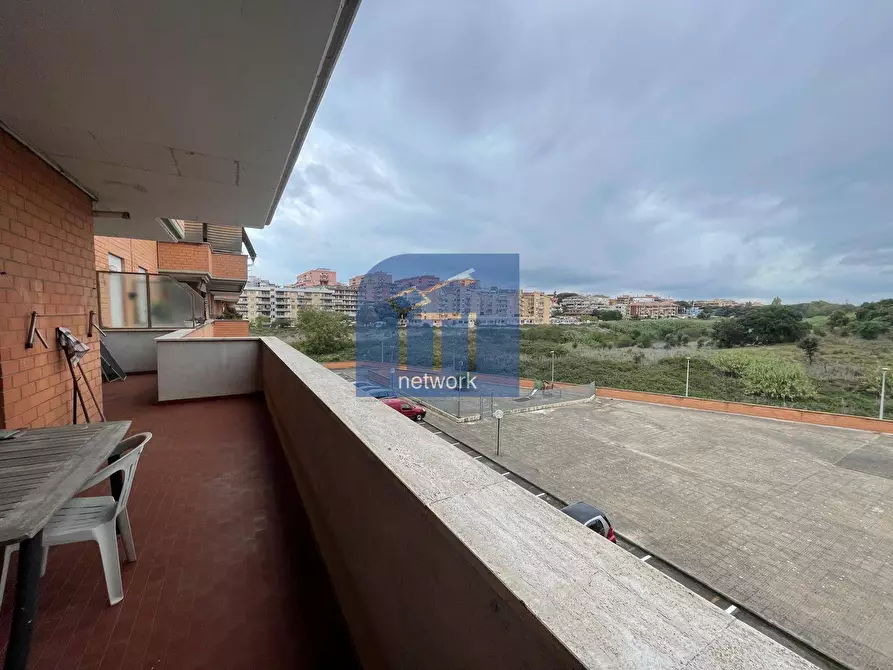 Immagine 10 di Appartamento in vendita  in via federico fellini a Pomezia