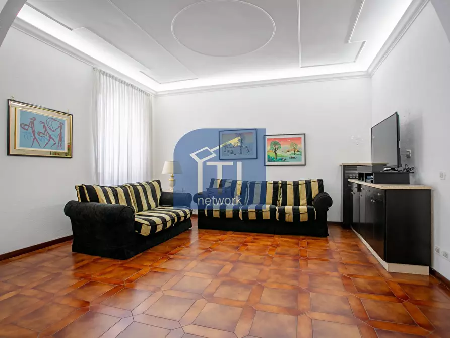 Immagine 14 di Appartamento in vendita  in via Acaia 61 a Roma