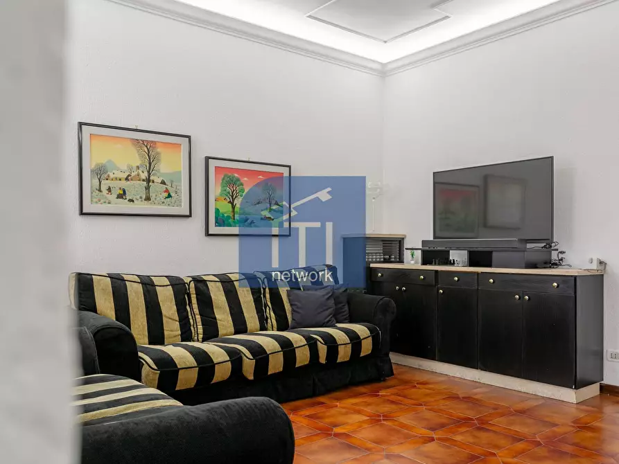 Immagine 15 di Appartamento in vendita  in via Acaia 61 a Roma