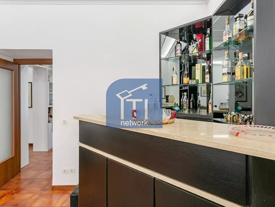 Immagine 20 di Appartamento in vendita  in via Acaia 61 a Roma