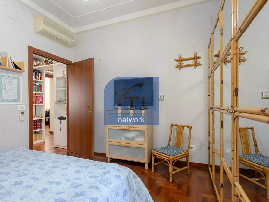 Immagine 26 di Appartamento in vendita  in via Acaia 61 a Roma