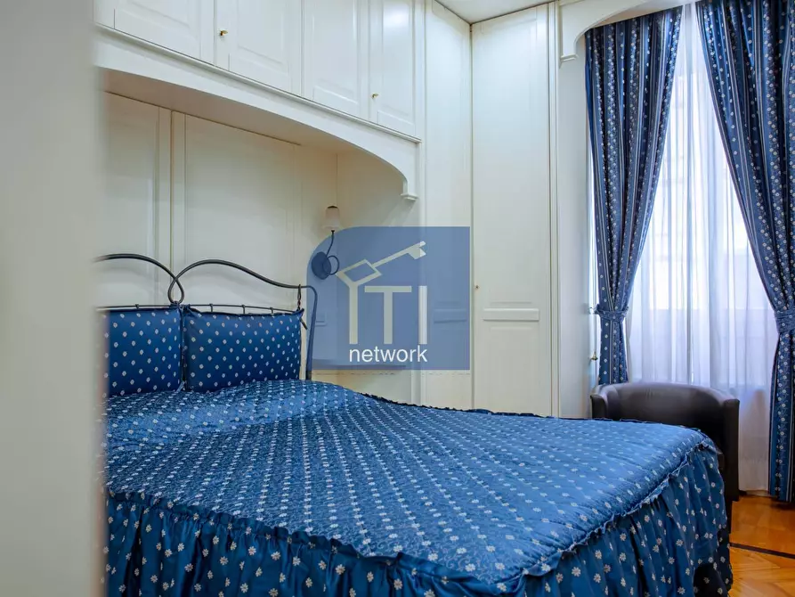 Immagine 4 di Appartamento in vendita  in via Acaia 61 a Roma