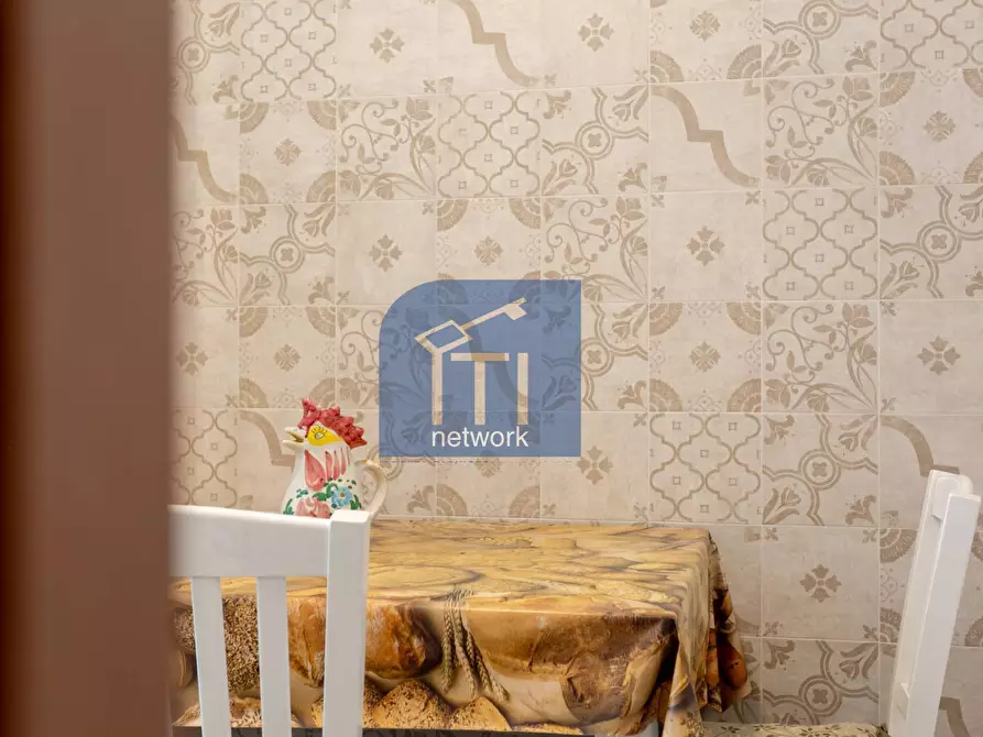 Immagine 43 di Appartamento in vendita  in via Acaia 61 a Roma