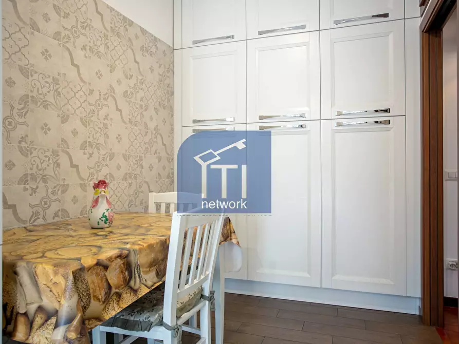 Immagine 46 di Appartamento in vendita  in via Acaia 61 a Roma