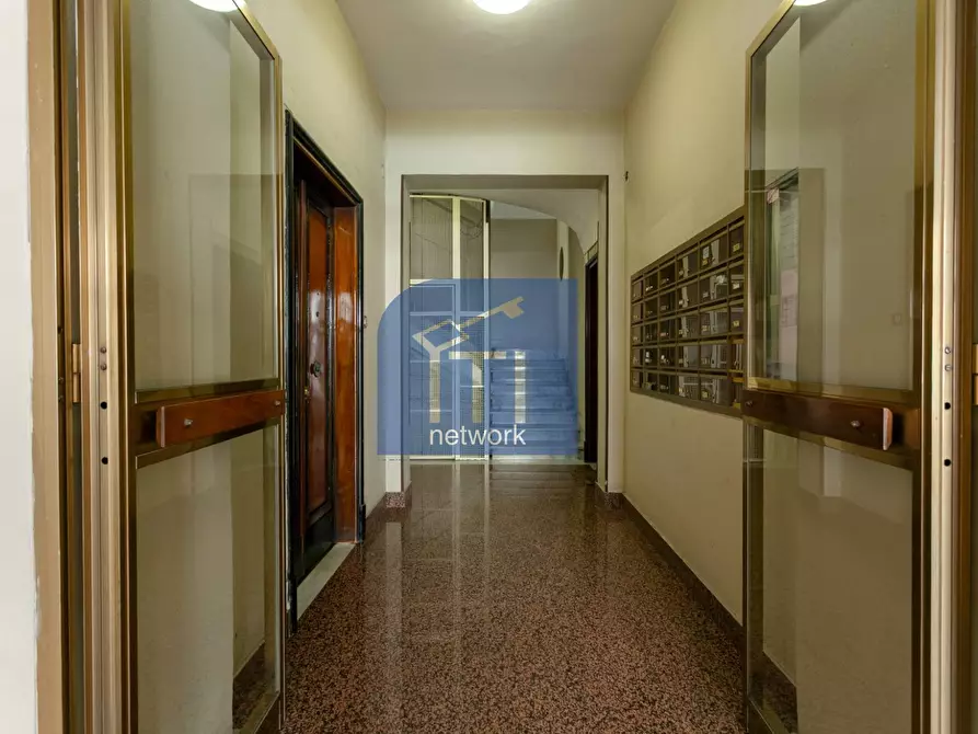 Immagine 61 di Appartamento in vendita  in via Acaia 61 a Roma