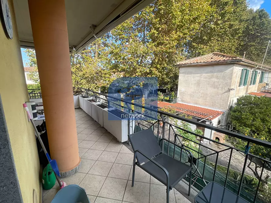 Immagine 11 di Attico in vendita  in Via Francesco Fogolla a Roma