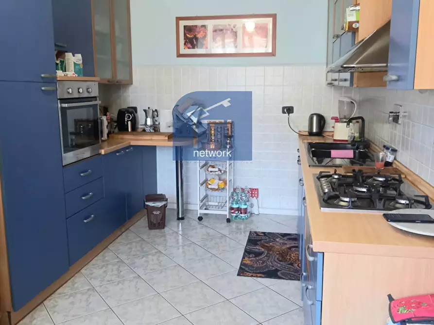 Immagine 10 di Villa in vendita  in via Oceano Pacifico a Pomezia