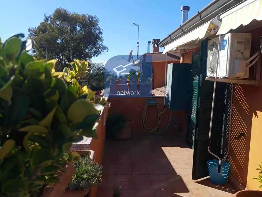 Immagine 4 di Villa in vendita  in via Oceano Pacifico a Pomezia