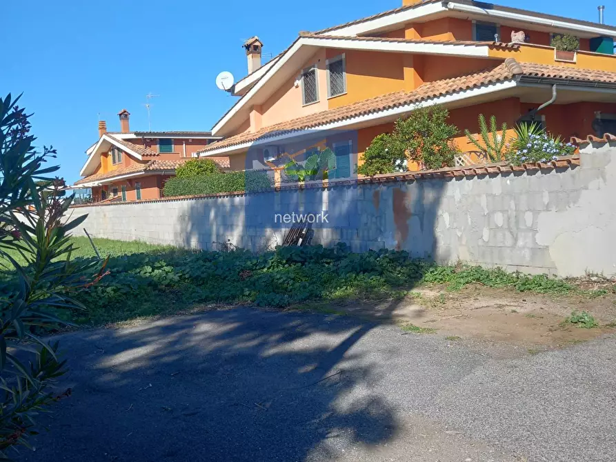 Immagine 5 di Villa in vendita  in via Oceano Pacifico a Pomezia