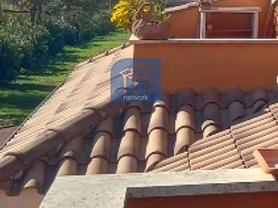 Immagine 39 di Villa in vendita  in via Oceano Pacifico a Pomezia