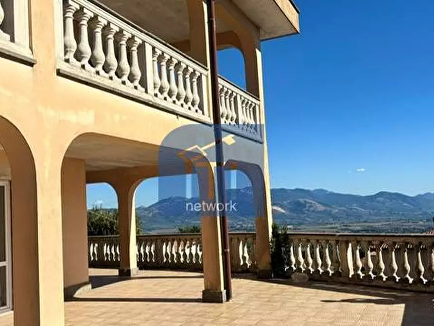 Immagine 2 di Villa in vendita  in via tevola a Velletri