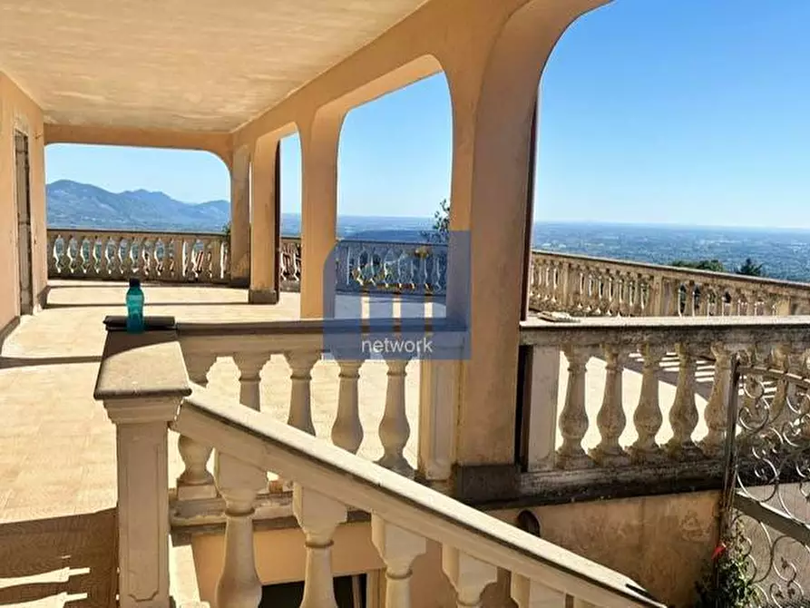 Immagine 6 di Villa in vendita  in via tevola a Velletri