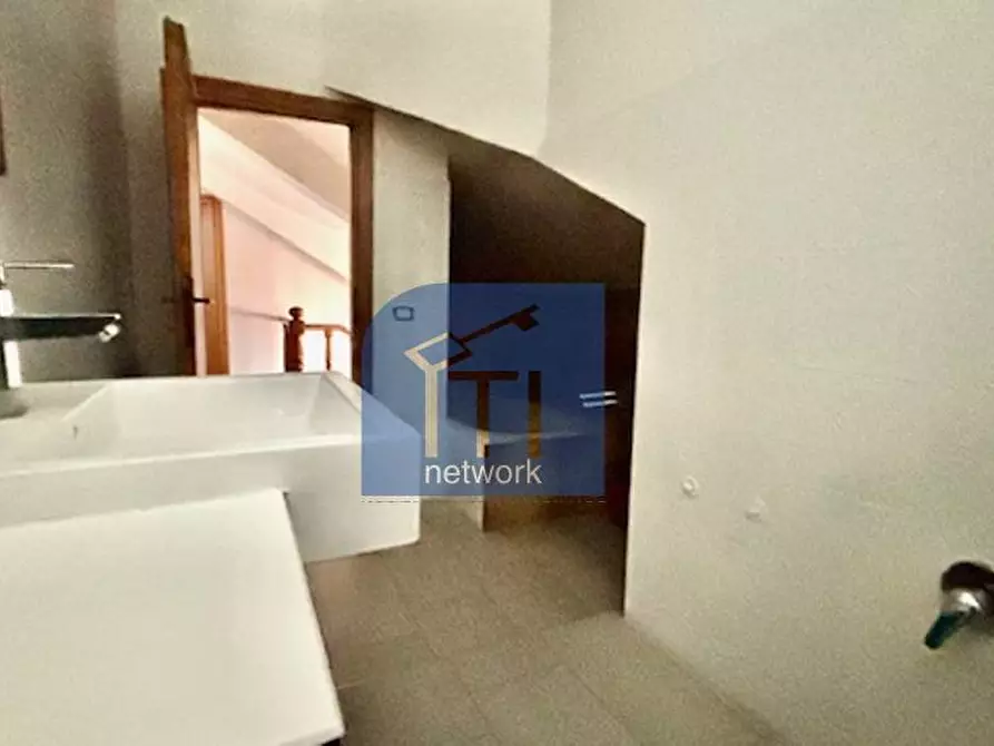 Immagine 33 di Villa in vendita  in via serio a Aprilia