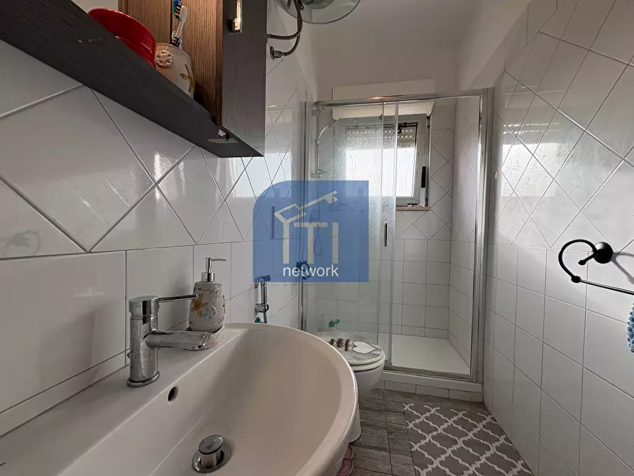 Immagine 15 di Appartamento in vendita  in Lungomare degli Ardeatini a Ardea