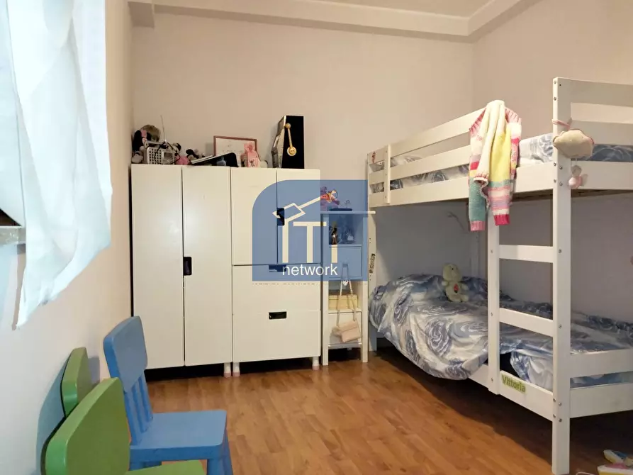 Immagine 8 di Appartamento in vendita  in via nino Taranto a Roma