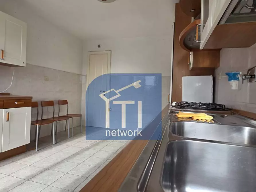 Immagine 14 di Appartamento in vendita  in via capitan consalvo a Roma