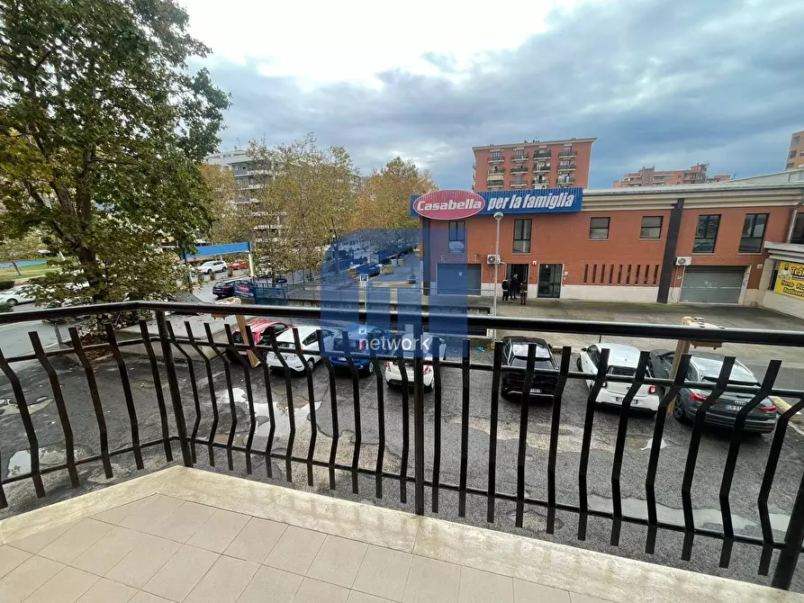 Immagine 7 di Appartamento in vendita  in Via Fratelli Bandiera a Pomezia